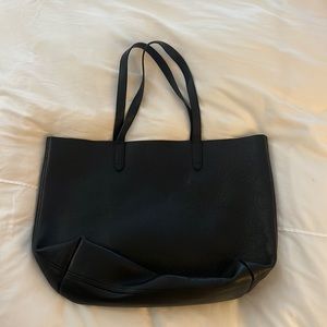 Cuyana Black Tote Bag